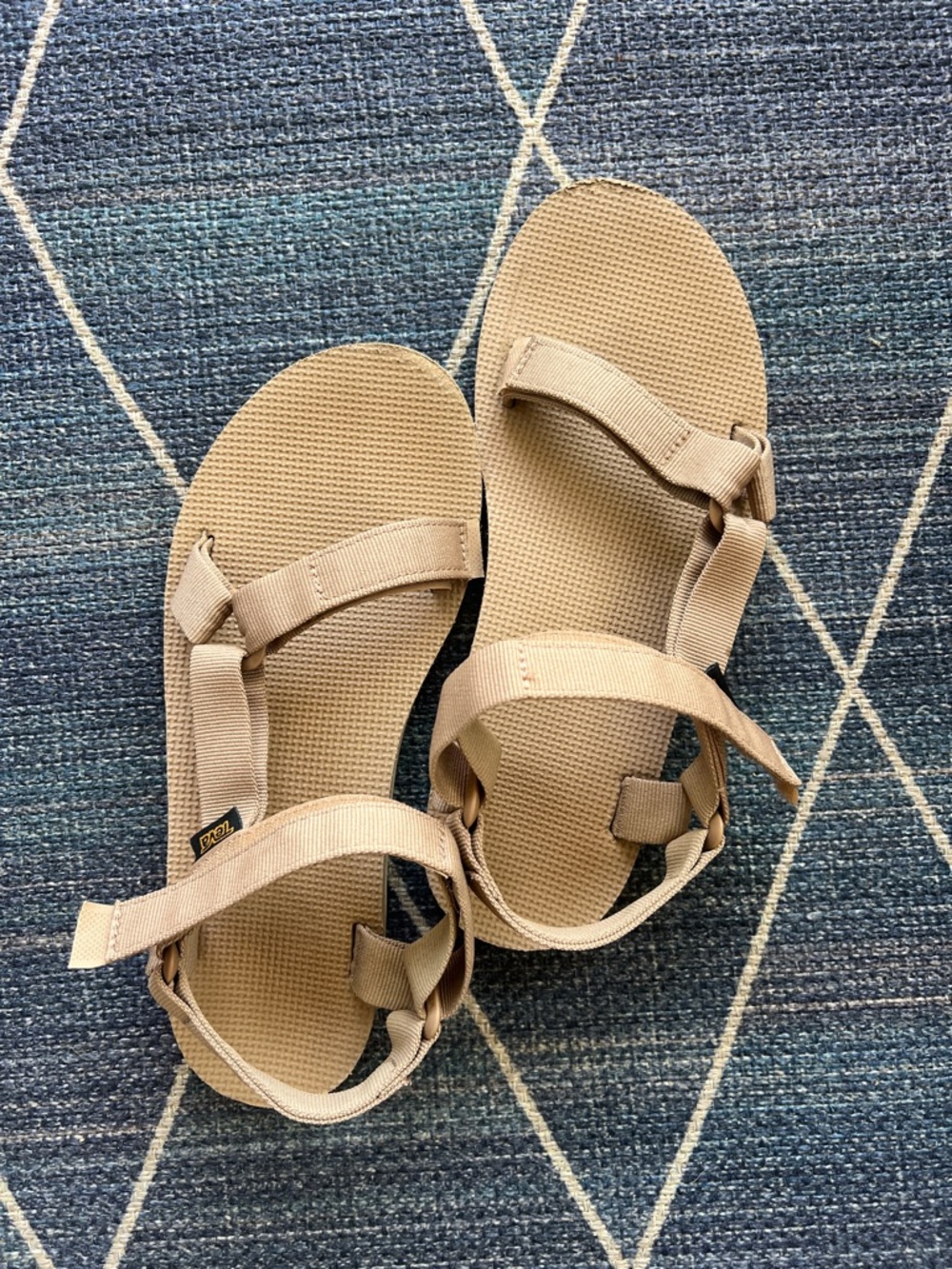 Teva strappy Velcro sandals sand dune women’s 10